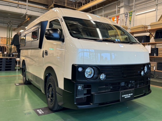 �{��3��6�������́uGORDON MILLER MOTORS�v�̐V�^�ԗ��wGMLVAN G-01�x�i�J���[�^���B���e�[�W�G�N�����j �iC�joricon ME inc.