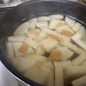 �y�~�����z���Ƃɕ����g���������H���@�h�Ɓg���O�_�h