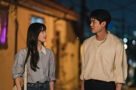 ���Ɍ������ŐV�؍��h���}�I���b�̍Đ��{�^�����~�܂�Ȃ��cNetflix�V��3�I�y�n���O�NTIMES Vol.87�z