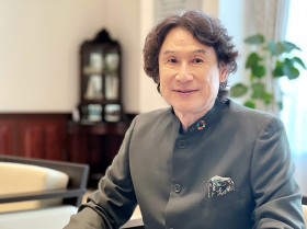 40���N�w�M���̖�]�x���݂̐e�ɕ����A���j�ƃG���^���̐e�a���u���j�͖ʔ����́g�X�^�[�g��h�v