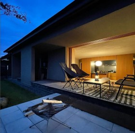 �w�G�ɂȂ�Ɓx�ɕ�炷30�㌚�z�m�v�w�A�S�������̂́u�s���S�ŗ]���̂���Ɓv