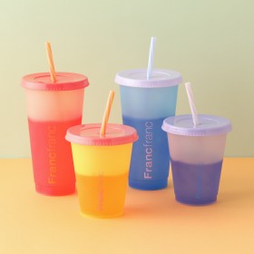 �wFrancfranc�x����T�}�[�V�[�Y���ɂ҂�����ȐV��A�C�e���o��@���B���B�b�h�ȉăJ���[�ŋC���𐷂�グ