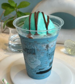 �u���ꂪ�w�J�t�F�E�h�E�N���G�x�̖{�C�c�I�v�D���E�����_���s���Ȃ��`���R�~���g�A�g�u�[���O����h�Ȃ����j���[�ɁH