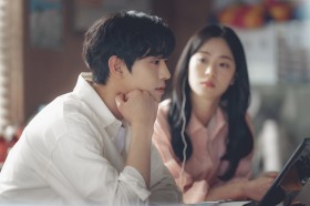 �w�����̌N�Ɂx�ŏ��l�������I�A���E�q���\�v�̖��͂ɐZ�邨�����ߊ؍��h���}3�I�y�n���O�NTIMES Vol.122�z