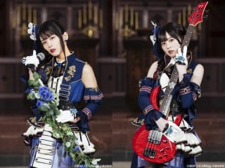 『BanG Dream!』Roselia・相羽あいなさん＆中島由貴さんの寄せ書きサイン色紙 | ORICON NEWS