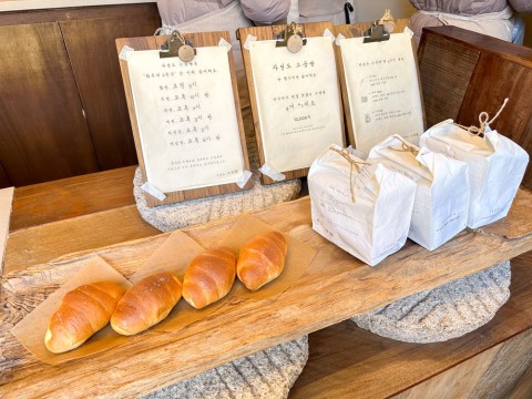 韓国で塩パン人気が再燃中！専門店4店で食べ比べしてみた【ハングクTIMES Vol.145】