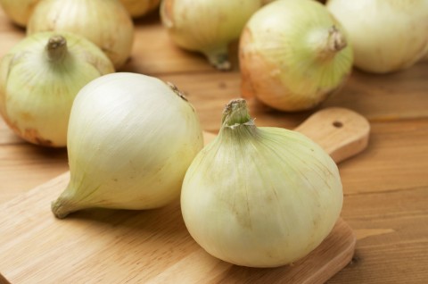 新たまねぎ、涙を抑える切り方を野菜ソムリエプロが伝授
