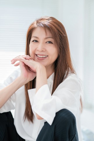 “元祖・癒し系”飯島直子が芸能活動10年空白だったワケ