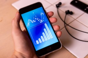 ���Y�^�p�ɂ����āgAI�̖\���h�͂��蓾�Ȃ��̂��H �VNISA�J�n�Łg�������S�ҁh�̗��������v���ɕ���