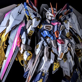 �wSEED FREEDOM�x�̗]�C�͂܂���߂Ȃ��c�l�C�K���v�����f���[����|�����u�}�C�e�B�[�X�g���C�N�t���[�_���K���_���v��SNS��^�u�_�X�����v