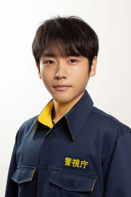 『ギークス～警察署の変人たち～』に出演する泉澤祐希（C）フジテレビ