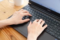 �y�ҏW�����r���[�z�R�X�p�ǂ����g����p�\�R�����Ăǂ�H�@�d���ł��v���C�x�[�g�ł��g����Ȃ�\���h�Ƙb��́umouse K5-I7G50BK-A�v��{�����|�[�g�I