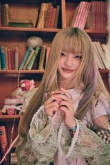 ILLIT�EIROHA �iC�jBELIFT LAB