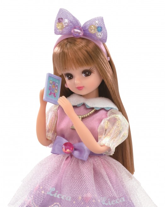 リカちゃん　ハローキティ　限定スペシャルバージョン 未開封品】リカちゃん ハローキティ 限定スペシャルバージョン