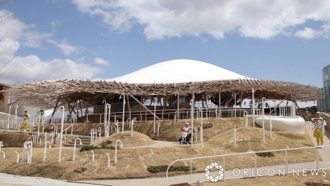 �������������v���f���[�X�̃V�O�l�`���[�p�r���I���u���̂��̗V�я�N���Q�فv(C)ORICON NewS inc.