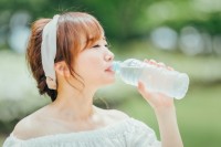 �yAmazon�V�����Z�[���z500ml�̃y�b�g�{�g��1�{44�~�Ƃ��������̉��i���c�I�~�l�����E�H�[�^�[�܂Ƃߔ�������Ȃ獡