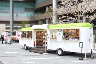 フードトラックやマルシェがある「Gateway Park Market」