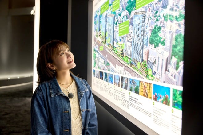 TAKANAWA GATEWAY CITYの現在から100年後の未来の様子が描かれている「TAKANAWA GATEWAY CITY 未来体験シアター」