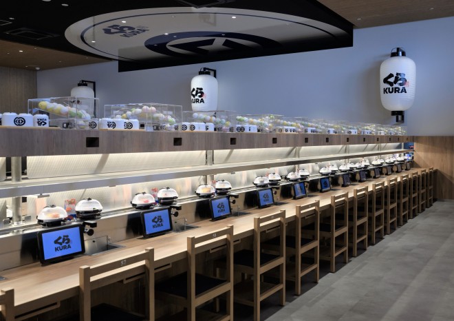 1970�N�������������ɕ��y������]���i�A�����I���o�Ă���I�ڂ��ꂽ135m�̋��僌�[���ւ̑z���Ƃ́H 