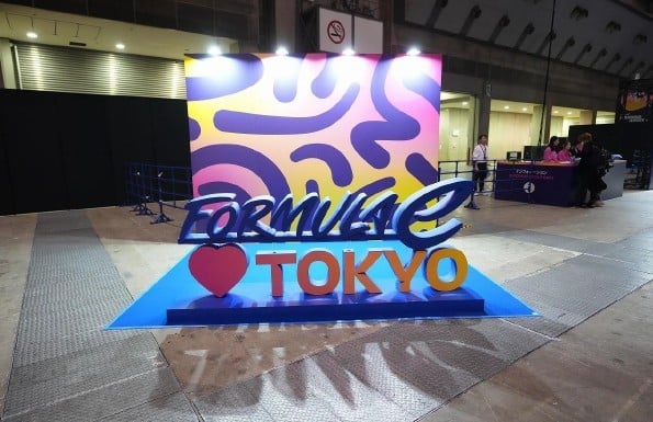 (C) フォーミュラE