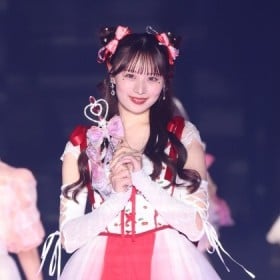 「ハーフツイン」「お団子ハーフアップ」”映え”重視のアイドルヘア、推し活やイベントに需要増
