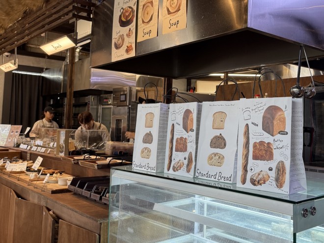 �X���̗l�q�@�B�e�F��ݐ^�R