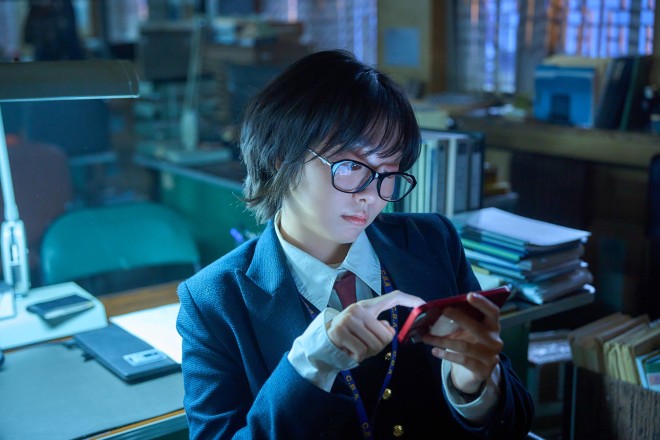 ディズニープラス韓国ドラマ『ナインパズル』ユン・イナ(キム・ダミ)(C)2025 Disney and its related entities