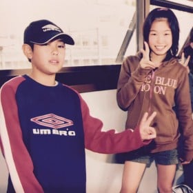【幼馴染夫婦】たった１クラスしかない小学校の同級生だった2人、21年後の写真がエモすぎる…
