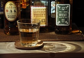 �u����͕��ׂď��肽���c�v�X�R�b�`�A�o�[�{���A�O���X�Z�b�g�܂ŁcAmazon�v���C���f�[�ł����ɑ�����h�E�B�X�L�[���i�h5�I�y7/14�܂Łz