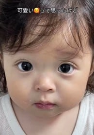 【キッズ】「可愛いって思ったけど…」0歳美形ベビー、突然の変貌ぶりに「豹変してるwww」