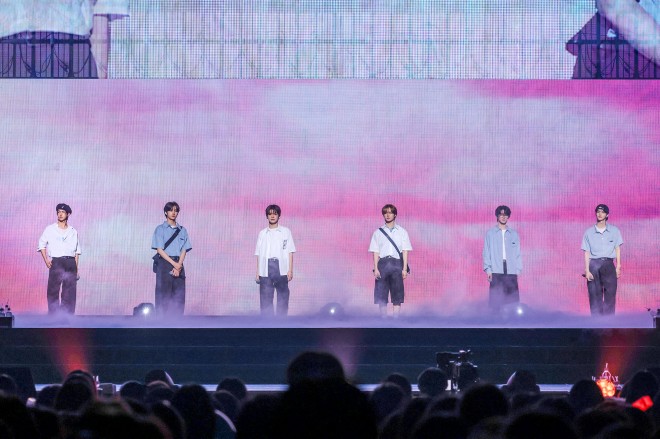 iPj&iCjPLEDIS Entertainment