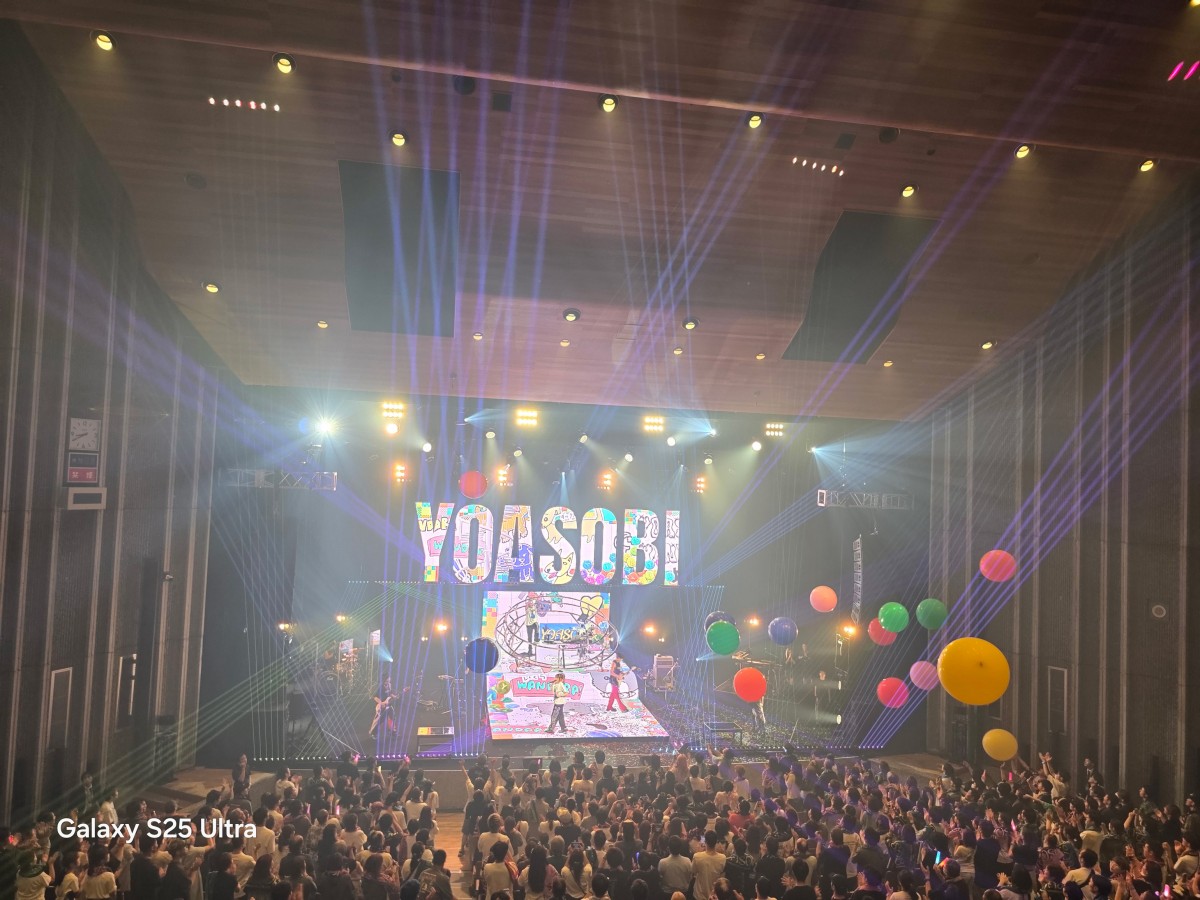 ライブ中の様子(Samsung Galaxy S25 Ultraで撮影)