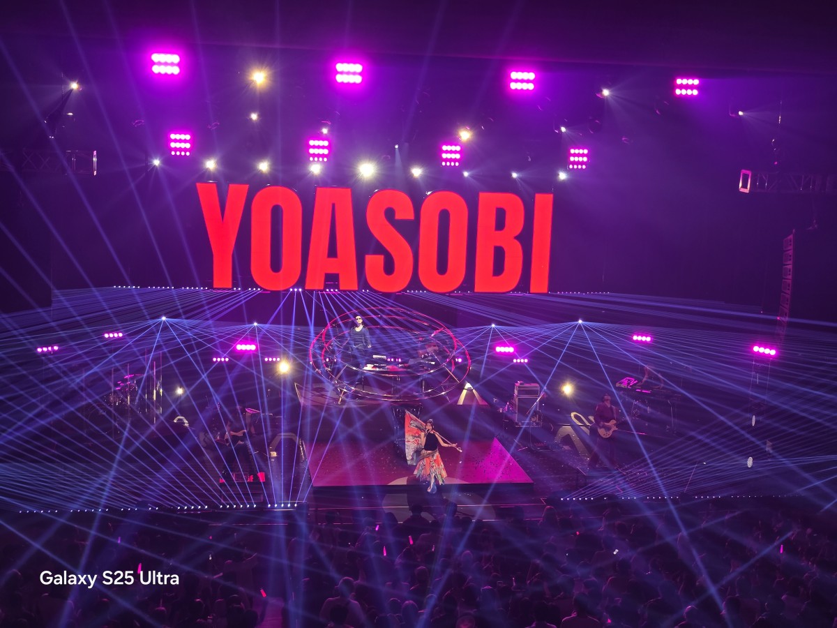 『YOASOBI HALL TOUR 2025 WANDARA』新潟公演(Samsung Galaxy S25 Ultraで撮影)