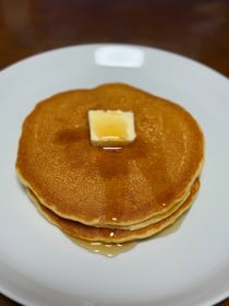 「やっと見つけた…！」「家族が気づかず完食した」グルテンフリーを感じさせない、大満足の”ホットケーキミックス粉”【レビュー】