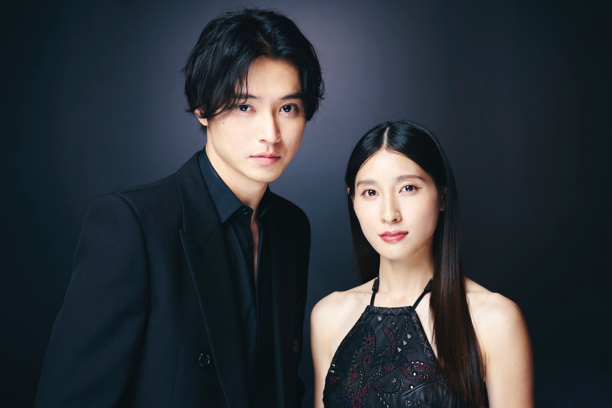 Netflix�V���[�Y�w���ۂ̍��̃A���X�x�R�茫�l�A�y�����P�i�B�e�F�����Ď��j �iC�jORICON NewS inc.