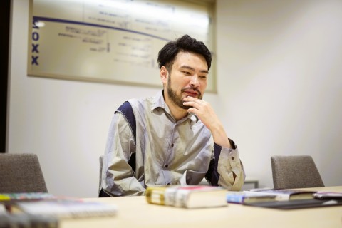 作家生活10年、直木賞作家・小川哲が語る転機と挑戦　“職業作家”を志した理由