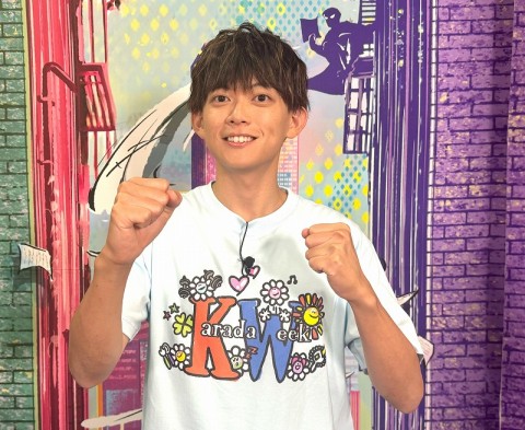 腹筋バキバキの松丸亮吾、「アイデアって脳だけで出るんじゃなくて体から生まれるもの」【オリコンライターズ】