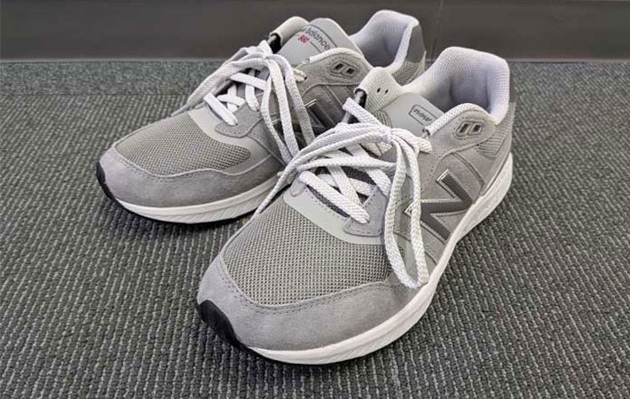 �j���[�o�����X