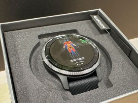 �u������ƃI�t���G�O���Ȃ��H�v�u���̃K�[�~���Ȃ̂ɁI�v�@��l�C�̑��@�\�X�}�[�g�E�H�b�`��Amazon�Z�[���ɓo��I