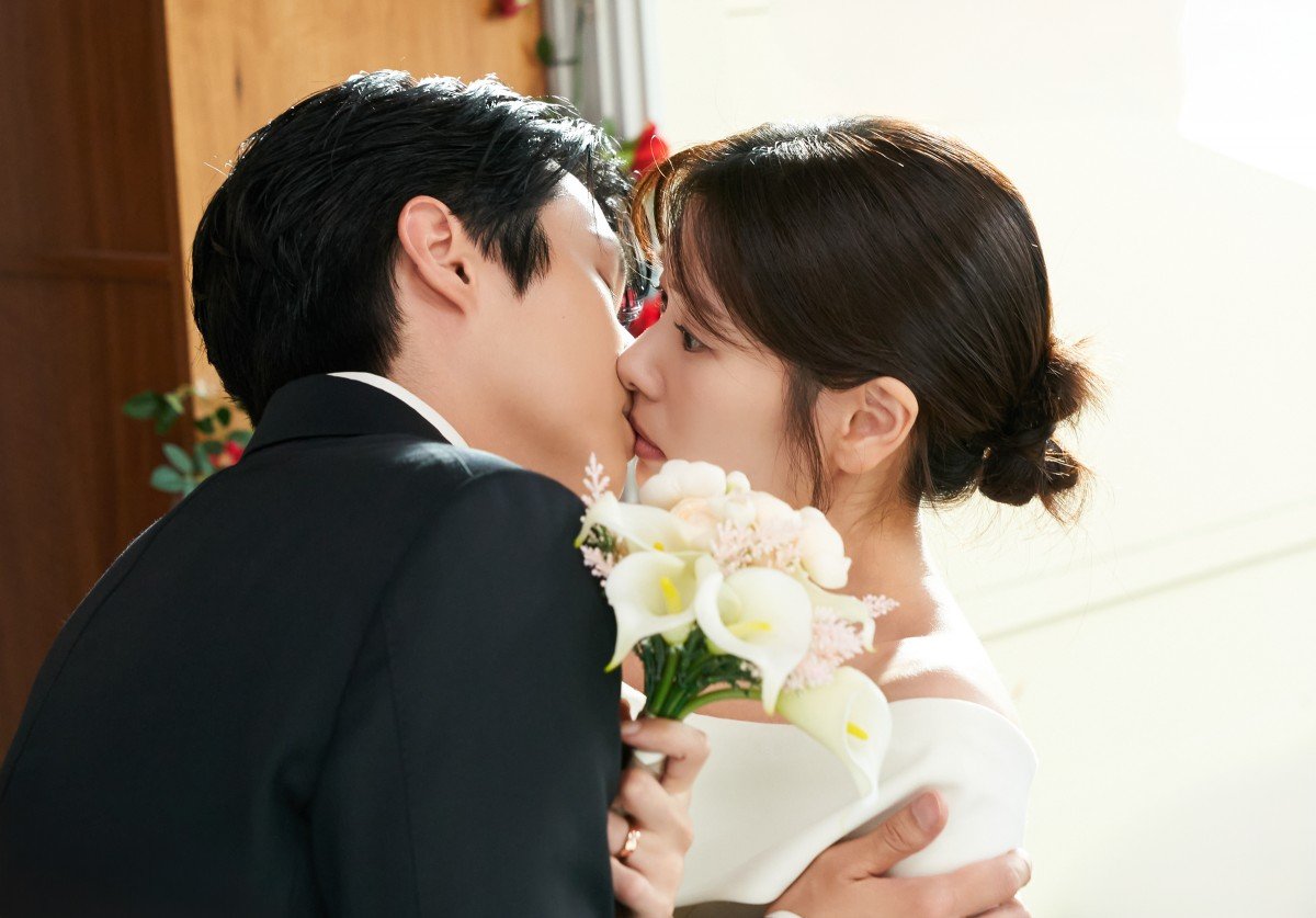 �w���ƌ������Ă���܂����H�x�f�B�Y�j�[�v���X �X�^�[�Ɛ�z�M���iC) 2025 Disney and its related entities