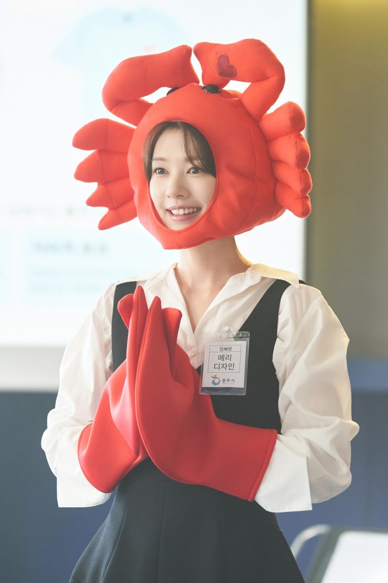 �w���ƌ������Ă���܂����H�x�f�B�Y�j�[�v���X �X�^�[�Ɛ�z�M���iC) 2025 Disney and its related entities