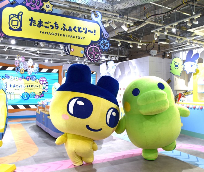 11・22オープン！“平成女児”が『たまごっち ふぁくとり～！』に行っ