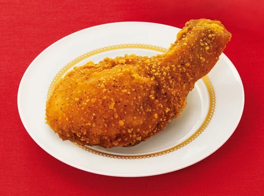 「ファミマプレミアムチキン(骨付き)(税込360円)」