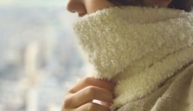 �u�񌳂��g�܂�ƑS�g���Ⴄ�v�y�ʂŉ��K�ȃl�b�N�E�H�[�}�[���N���N�n�̂�����Ƃ����O�o�Ƀs�b�^��