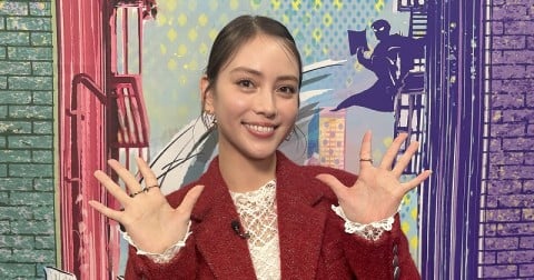 ���J�����A10�N���́g�~�Z�X���h����� �N���X�}�X���Ԃŋ����u3�l���N�����y����ł��܂����v�y�I���R�����C�^�[�Y�z