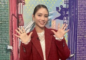 ���J�����A10�N���́g�~�Z�X���h����� �N���X�}�X���Ԃŋ����u3�l���N�����y����ł��܂����v�y�I���R�����C�^�[�Y�z