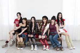 AI���猻���֕����~�肽K-POP�O���[�v�uiii�i�A�C�A�C�A�C�j�v��O���U�I�M���b�v���炯�̃����o�[�̑f��Ɩ������炩��