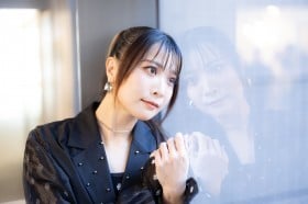 May'n�A�f�r���[20���N�ŕω������g�̂������邱�Ɓh�ւ̑z���u�t�@���ƍ�郉�C�u�Ƃ����ꏊ�������̋��ꏊ���Ǝv����悤�Ɂv