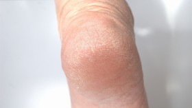 �u��݂����ɍd���v�u�Ђ��������Ēɂ��c�v�����Ƃ����܂�ς��A�������n�߂�W���P�A