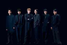 SixTONES�A�x�X�g�A���o���wMILESixTONES -Best Tracks-�x�ŐU��Ԃ�6�N�̋O�ՂƐV�͂ւ̌���